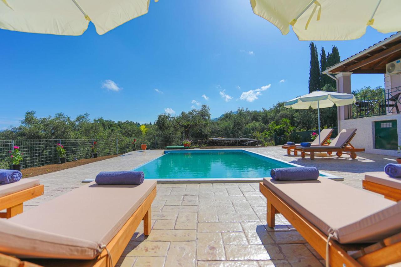 Villa Chrisdina Nymfai Esterno foto
